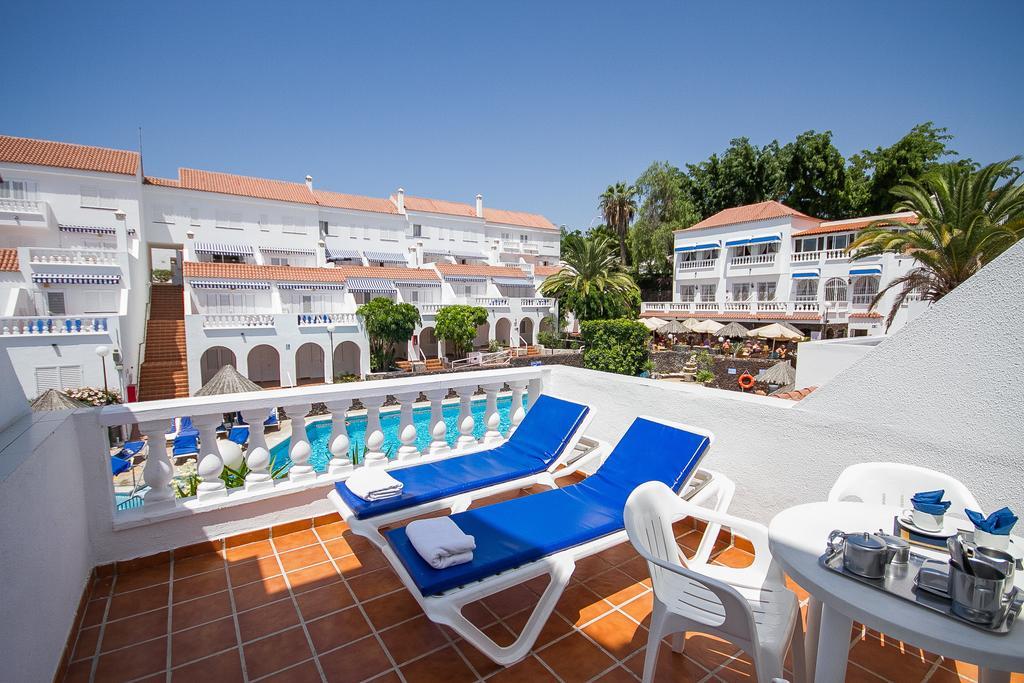 Aparthotel Ona Claveles 3*