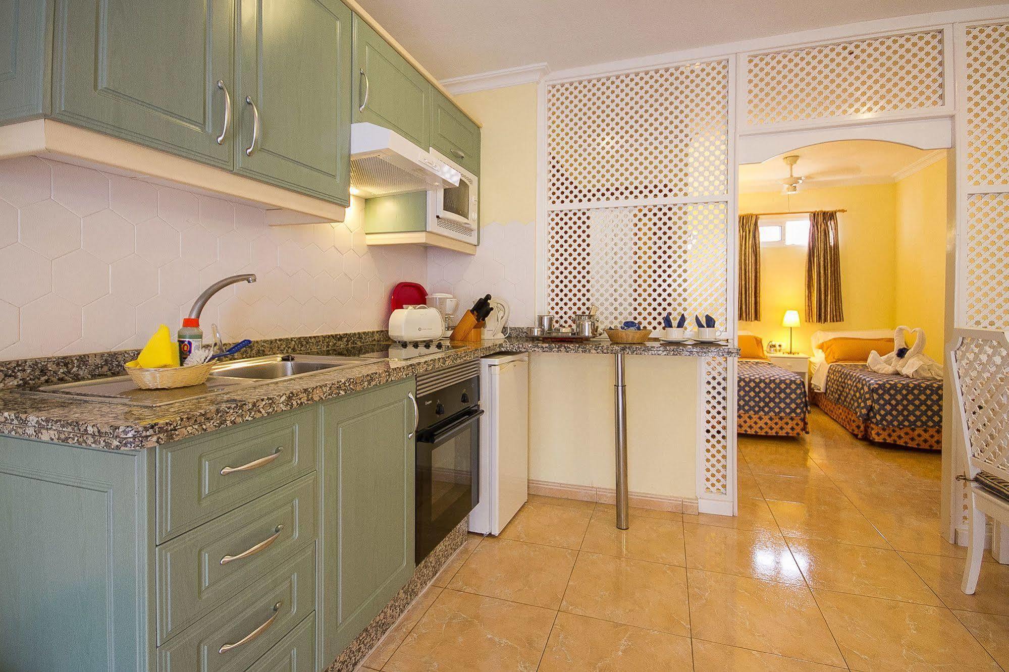 Ona Claveles Aparthotel Los Cristianos (Tenerife)